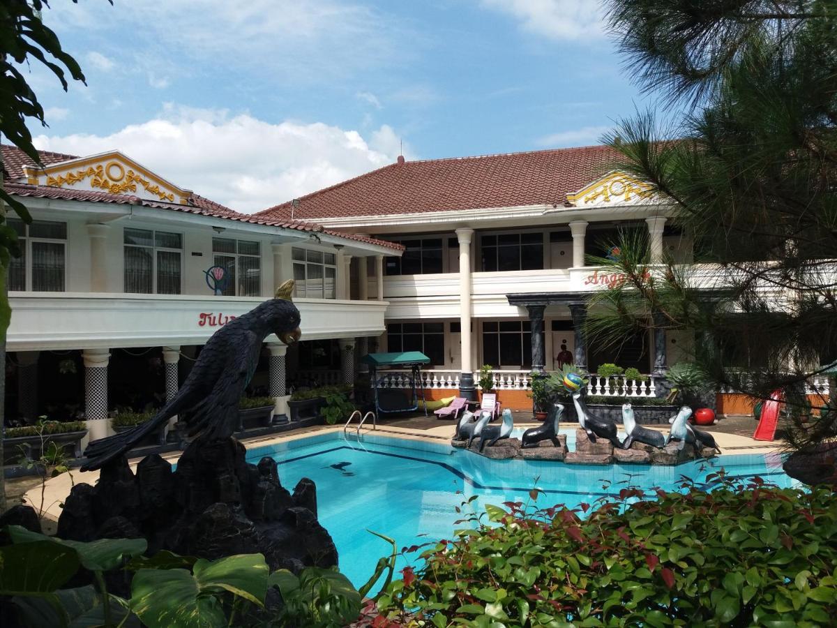Delaga Biru Convention Hotel بوكور المظهر الخارجي الصورة