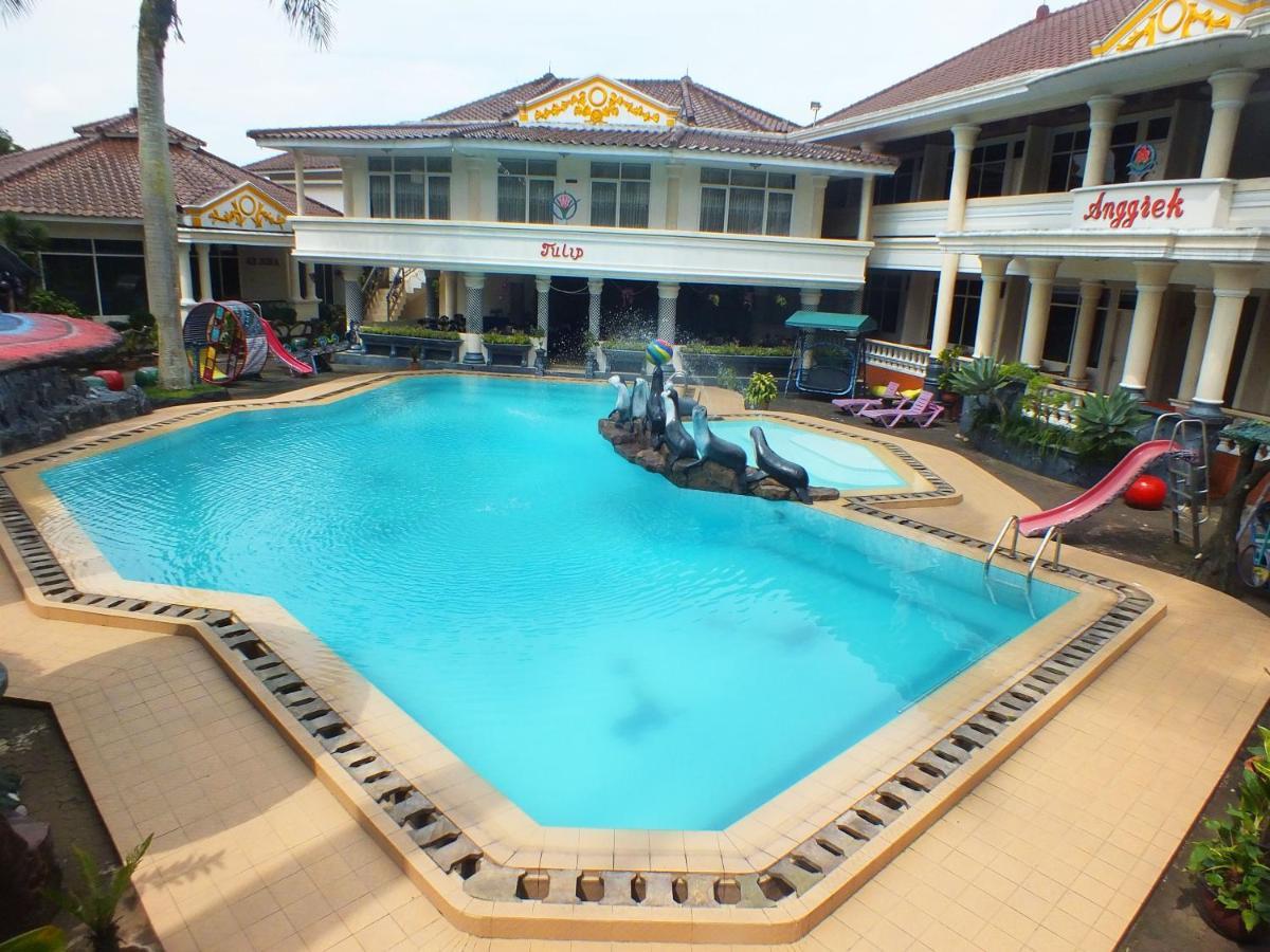 Delaga Biru Convention Hotel بوكور المظهر الخارجي الصورة